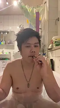 Kingpowerlittel online show from 11-19-25, 04:29