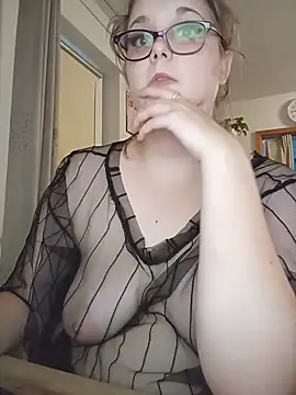 LioEstxh online show from 06-25-26, 07:07