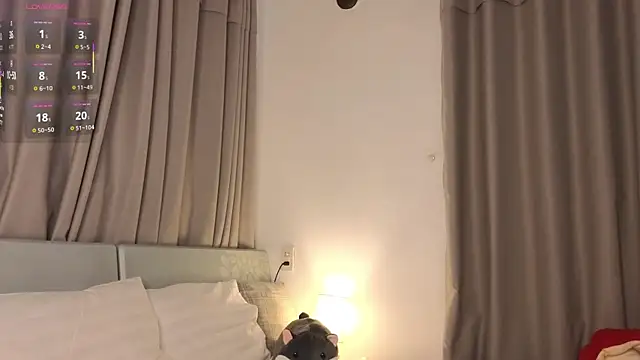 Snapshot of Alice_1n_Wonderland_ chatting on 11-27-25, 12:13 Alice 1n Wonderland online show from 11-27-25, 12:13