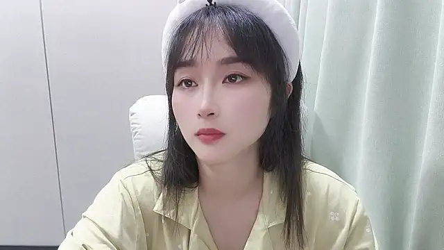 Honeysexy-1 online show from 10-28-25, 11:47