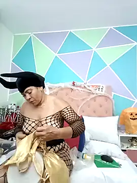 Morenaza6420 online show from 10-29-25, 07:04