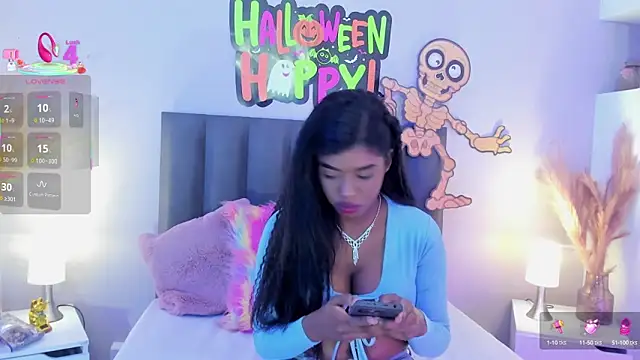 KendraChavez  online show from 10-09-25, 09:02