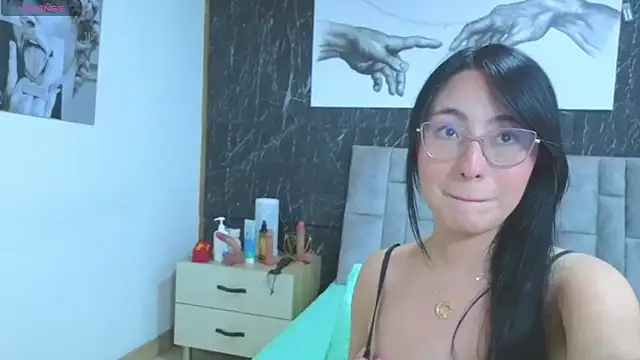 emily vermont online show from 12-14-25, 03:45