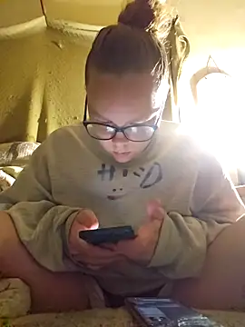 countrymomma online show from 09-29-25, 03:55