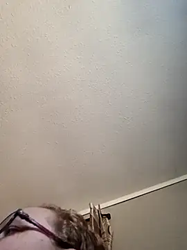 countrymomma online show from 12-16-25, 05:51