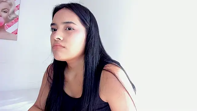 Snapshot of valeria_millers chatting on 05-23-26, 02:21 valeria millers online show from 05-23-26, 02:21