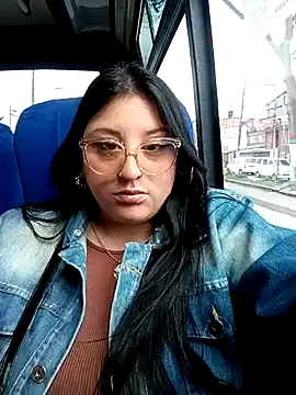 Snapshot of megan_fox5 chatting on 10-17-25, 03:03 megan fox5 online show from 10-17-25, 03:03