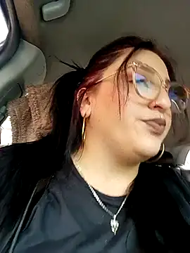 Snapshot of megan_fox5 chatting on 10-28-25, 03:14 megan fox5 online show from 10-28-25, 03:14