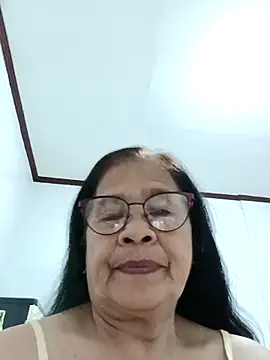 Snapshot of Sweet-Lita50 chatting on 03-06-26, 12:23 Sweet-Lita50 online show from 03-06-26, 12:23