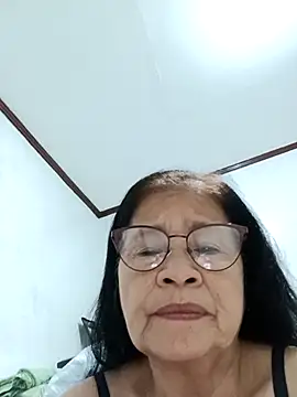 Snapshot of Sweet-Lita50 chatting on 03-07-26, 12:29 Sweet-Lita50 online show from 03-07-26, 12:29