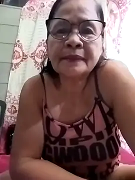 Snapshot of Sweet-Lita50 chatting on 03-26-26, 06:30 Sweet-Lita50 online show from 03-26-26, 06:30