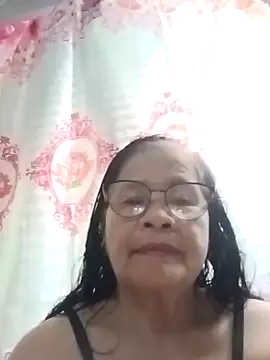 Snapshot of Sweet-Lita50 chatting on 03-27-26, 05:35 Sweet-Lita50 online show from 03-27-26, 05:35