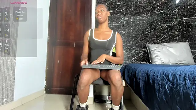 Snapshot of Kristel_05 chatting on 10-28-25, 12:09 Kristel 05 online show from 10-28-25, 12:09