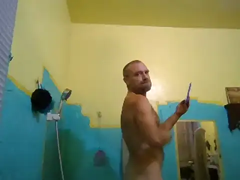 Eat it from the back online show from 10-01-25, 01:44