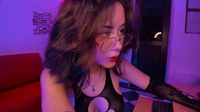 Nix Girl online show from 11-09-25, 06:12