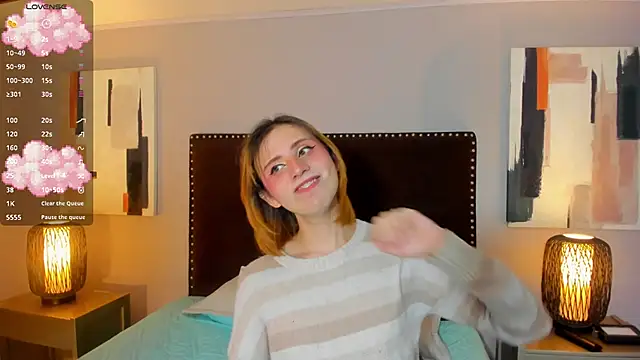 Snapshot of seraphine_star chatting on 02-13-26, 11:23 seraphine star online show from 02-13-26, 11:23