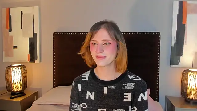 Snapshot of seraphine_star chatting on 03-15-26, 11:33 seraphine star online show from 03-15-26, 11:33