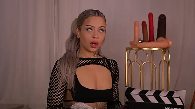 NickyBenz online show from 09-30-25, 05:40