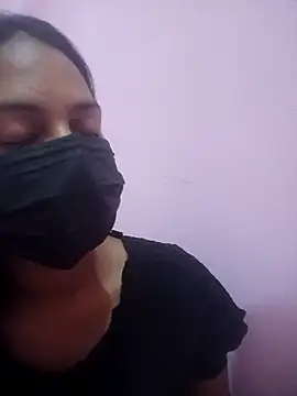 Snapshot of Rani-Rajput18 chatting on 10-26-25, 01:11 Rani-Rajput18 online show from 10-26-25, 01:11