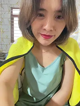 Snapshot of Lyzizi_lovely09 chatting on 11-03-25, 02:46 Lyzizi lovely09 online show from 11-03-25, 02:46