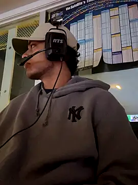 StrokingDaddy4 online show from 09-11-25, 10:26