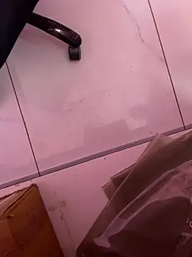 SexyImran online show from 10-18-25, 08:04