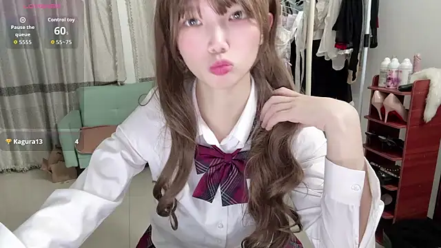 Yiyi-707 online show from 10-13-25, 12:16