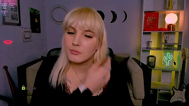 Snapshot of marta_smith chatting on 01-13-26, 10:31 marta smith online show from 01-13-26, 10:31