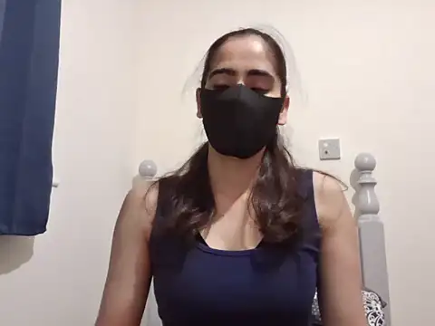 BobtailFormal online show from 12-13-25, 08:36