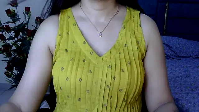Snapshot of Rumi_cute chatting on 06-27-26, 05:07 Rumi cute online show from 06-27-26, 05:07
