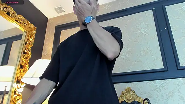 AlessandroKiing online show from 04-18-26, 09:04