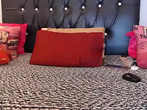 SweetJuicyPussy  online show from 09-11-25, 05:13