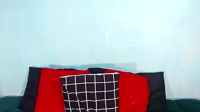 Naomi Blomm online show from 02-01-26, 12:42