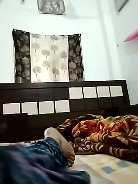 rani8008 online show from 05-08-26, 03:01