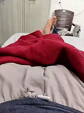 Snapshot of themasklover chatting on 03-01-26, 08:16 themasklover online show from 03-01-26, 08:16