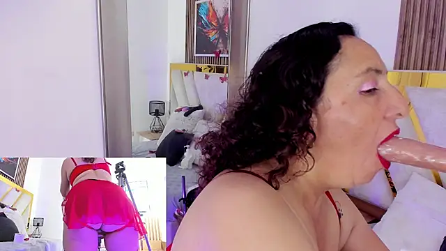 Luna Naughty1 online show from 05-11-26, 04:48