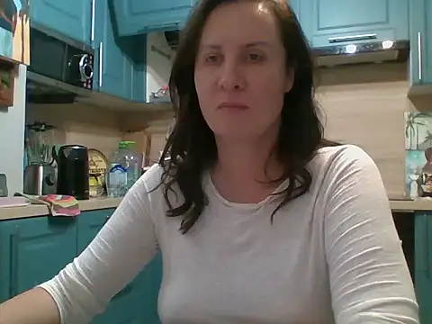 ALICAINWONDERLAND online show from 10-29-25, 08:54