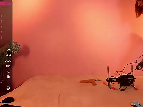 Solecito TransHott online show from 09-24-25, 08:01