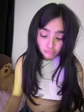 Snapshot of Clementyne30 chatting on 11-02-25, 01:30 Clementyne30 online show from 11-02-25, 01:30