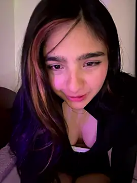 Snapshot of Clementyne30 chatting on 01-08-26, 11:29 Clementyne30 online show from 01-08-26, 11:29