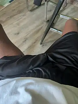 Snapshot of Trhge253 chatting on 02-24-26, 07:39 Trhge253 online show from 02-24-26, 07:39