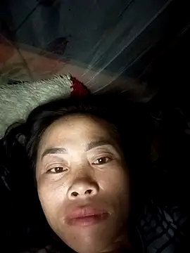 CoMay003 online show from 10-21-25, 09:48