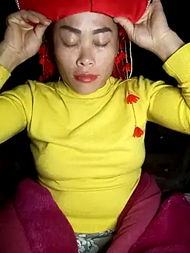 CoMay003 online show from 11-11-25, 09:15