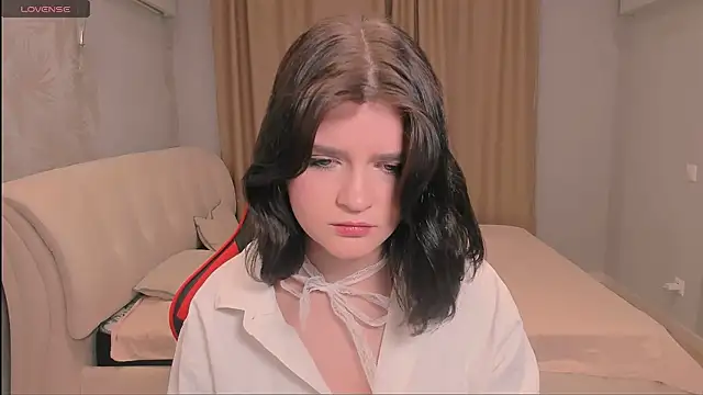 Snapshot of MoriGirl chatting on 09-15-25, 03:01 MoriGirl online show from 09-15-25, 03:01