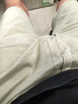 hansvonerotic1 online show from 09-10-25, 12:16