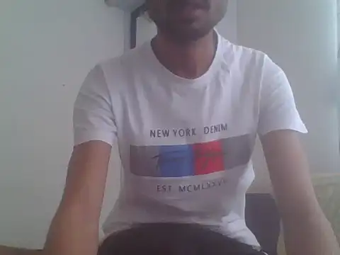 Snapshot of fckboy987 chatting on 03-28-26, 07:52 fckboy987 online show from 03-28-26, 07:52