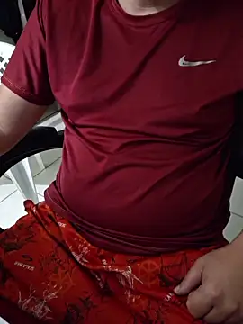 Snapshot of Carloskasado chatting on 12-22-25, 04:53 Carloskasado online show from 12-22-25, 04:53