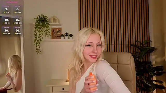 Snapshot of CatEyePro chatting on 03-25-26, 01:44 CatEyePro online show from 03-25-26, 01:44