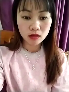 Snapshot of Sisi_dy01 chatting on 12-23-25, 06:00 Sisi dy01 online show from 12-23-25, 06:00