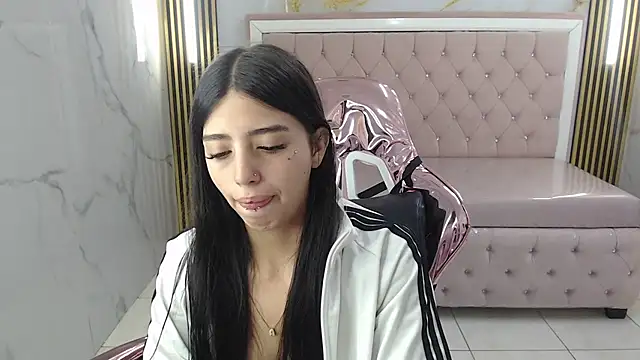 Snapshot of alehp_rose_s chatting on 04-08-26, 12:49 alehp rose s online show from 04-08-26, 12:49